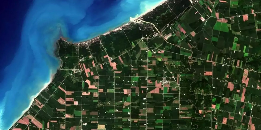 Free Satellite Imagery: Data Providers & Sources For All Needs