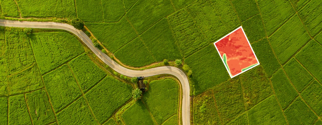 Telã©fono satelital fotografías e imágenes de alta resolución - Alamy