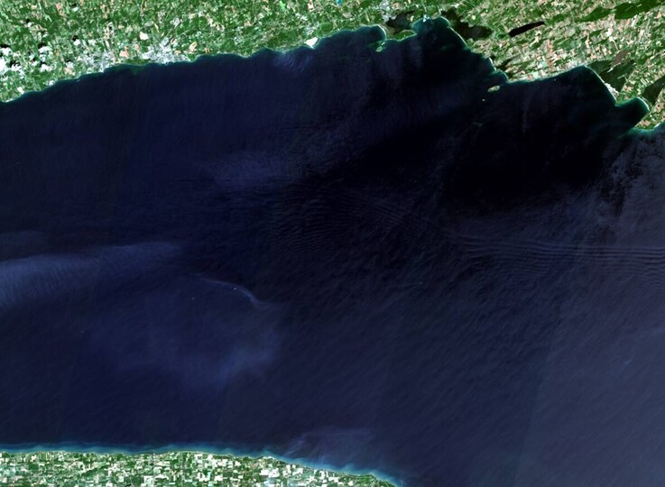 imagem de satélite do Lago Ontário