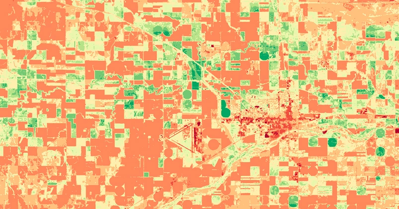Dados de satélite processados com NDVI mostram vegetação predominantemente esparsa em Great Bend, Kansas