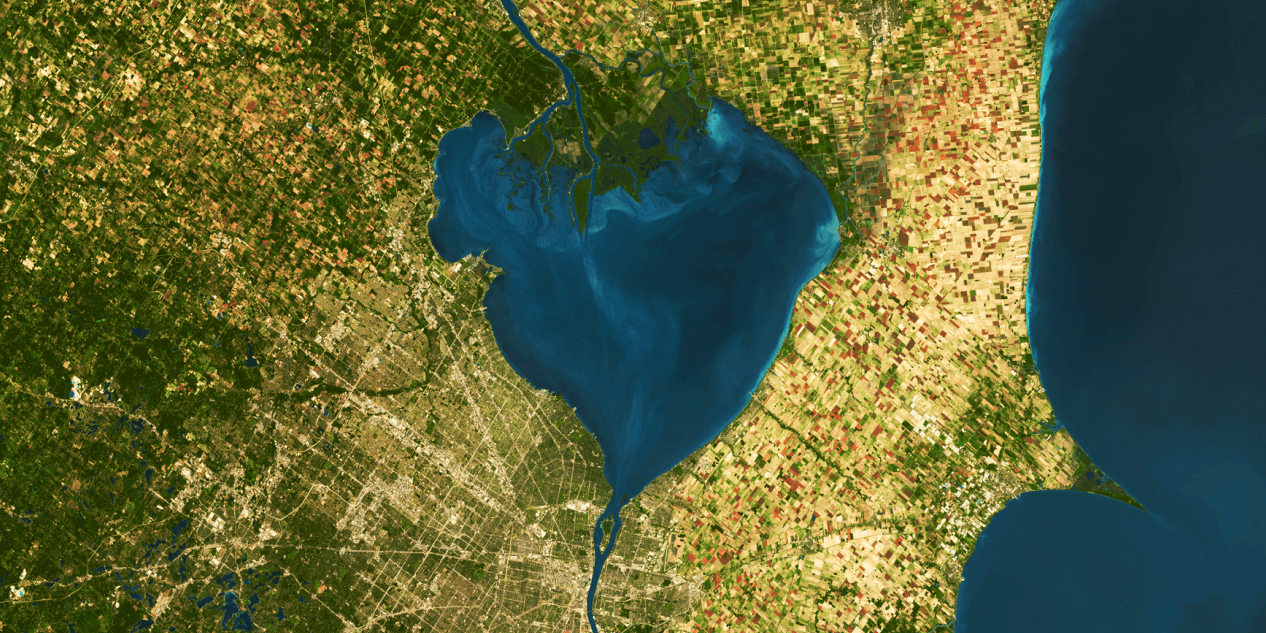 Geosat 2, 0.75m, lake Saint Clair, USA