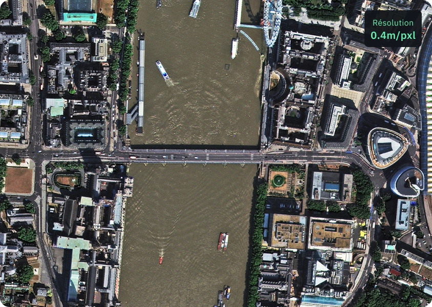 Photo satellite haute definition de SuperView-2 d'une rivière