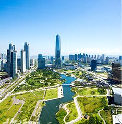 live space-derived images of an urban area for construction management