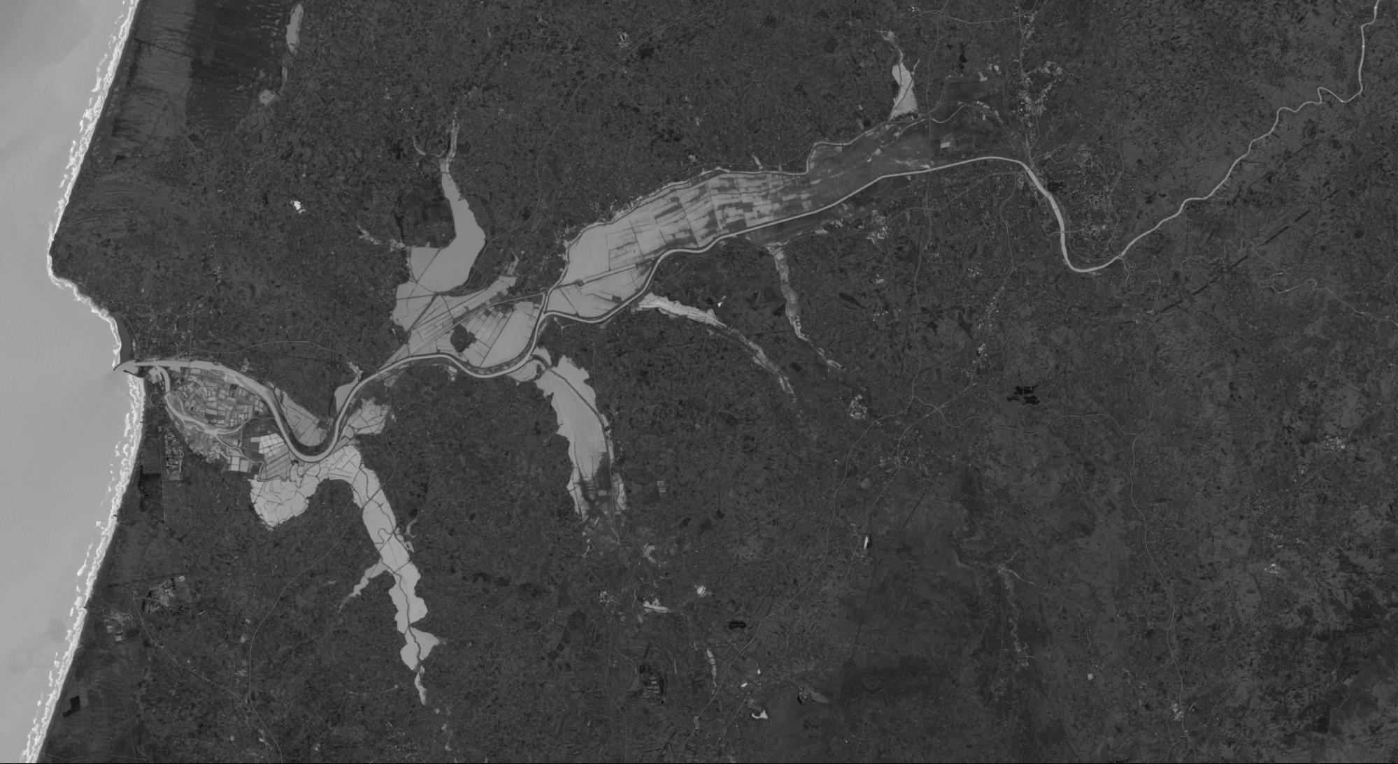 Sentinel-1 radar images showing water extent after Storm Leonardo.