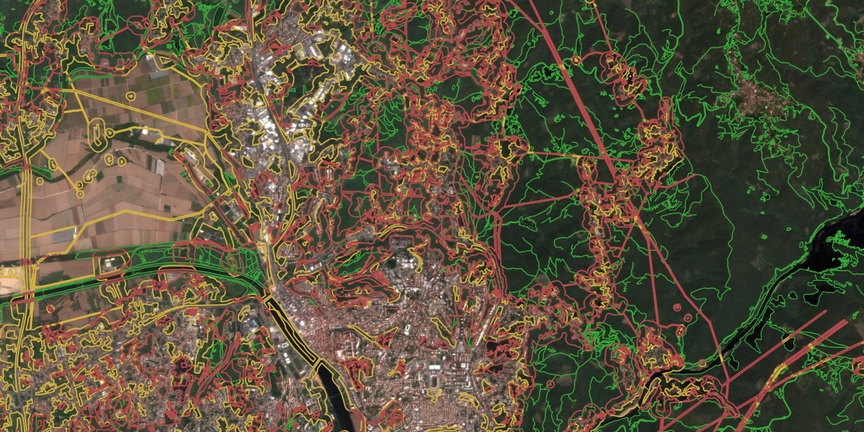zonas de risco de incêndio nas áreas florestais da região de Coimbra em 2026, com base em imagens do EOS SAT-1